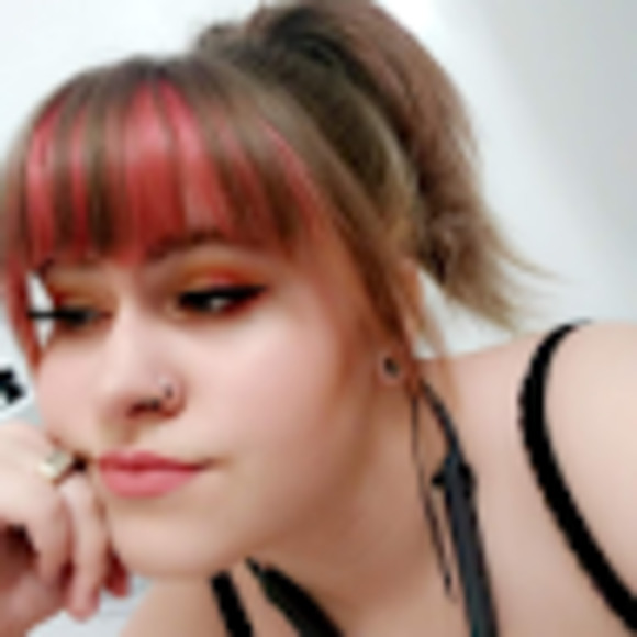 Meet your Posher, Darci - Picture 1 of 1